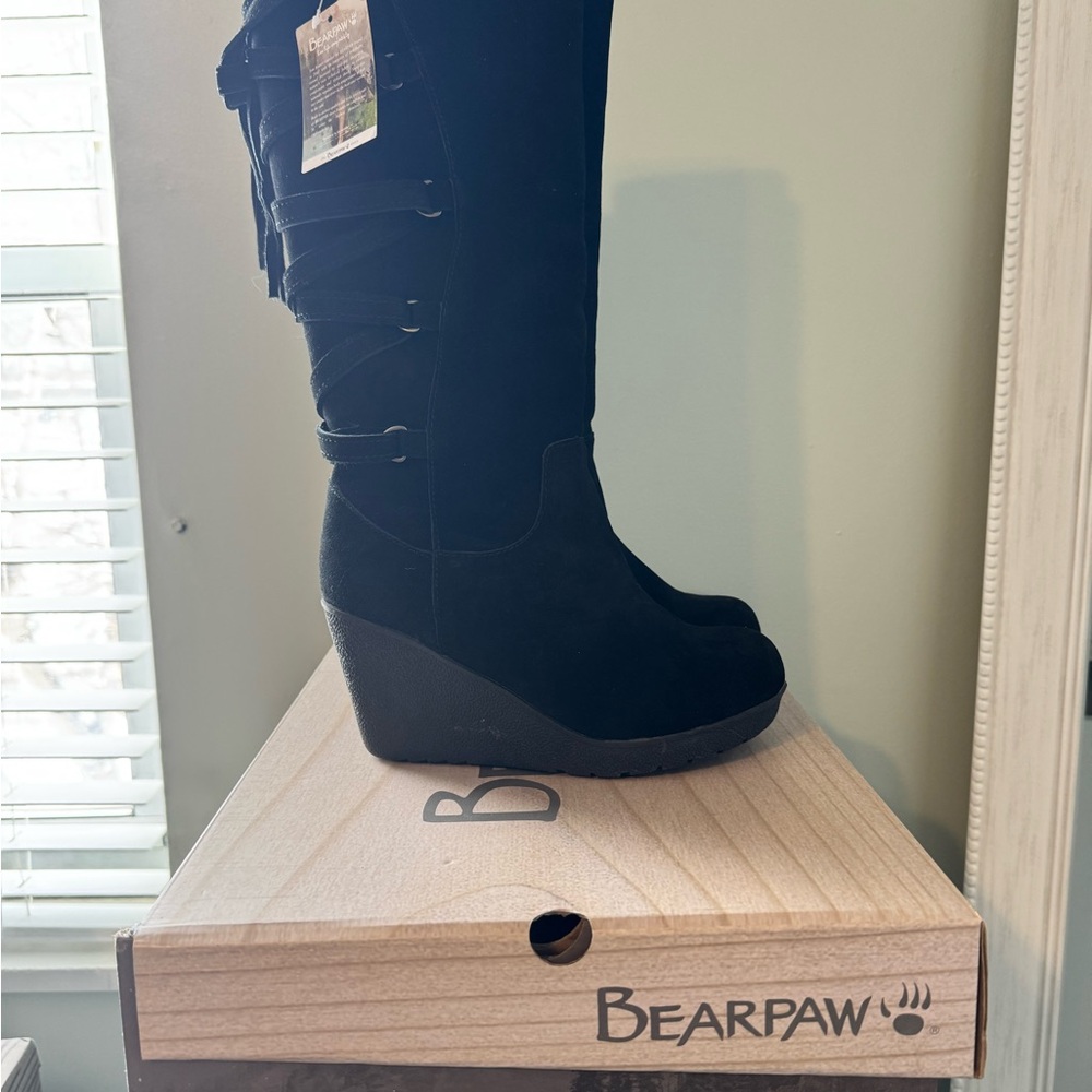BearPaw Women's Elegant Black Suede Lace-Up Boots - Picture 2 of 8